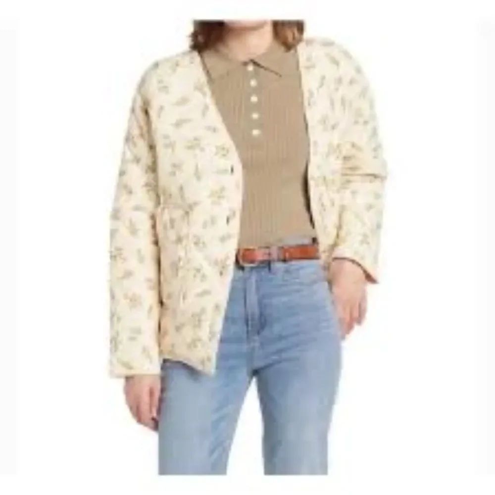 Elodie Cream Quilted Floral Jacket, size Medium